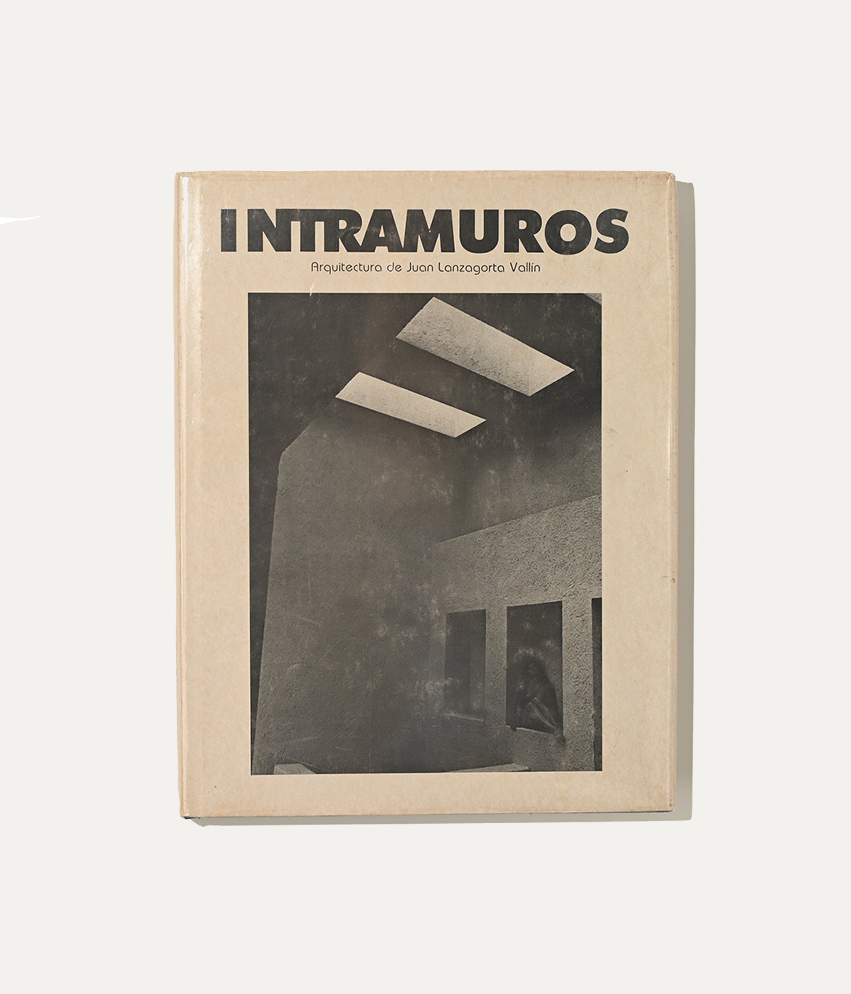 Intramuros, Arquitectura de Juan Lanzagorta Vallin, 1984 (NSFW)